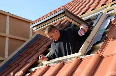 Pose de fenêtres de toit Velux dans l'Aube